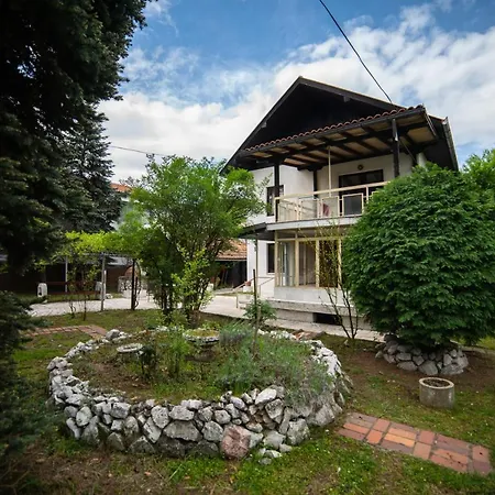 Villa Srce 2 *
